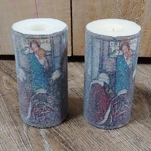 Pair of christmas 6 inch candles